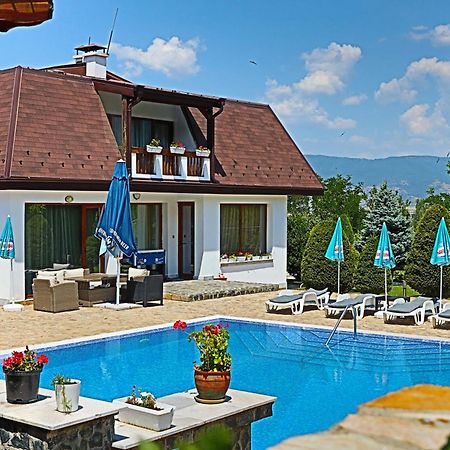 Holiday House Kubrat 萨帕雷瓦巴尼亚 外观 照片