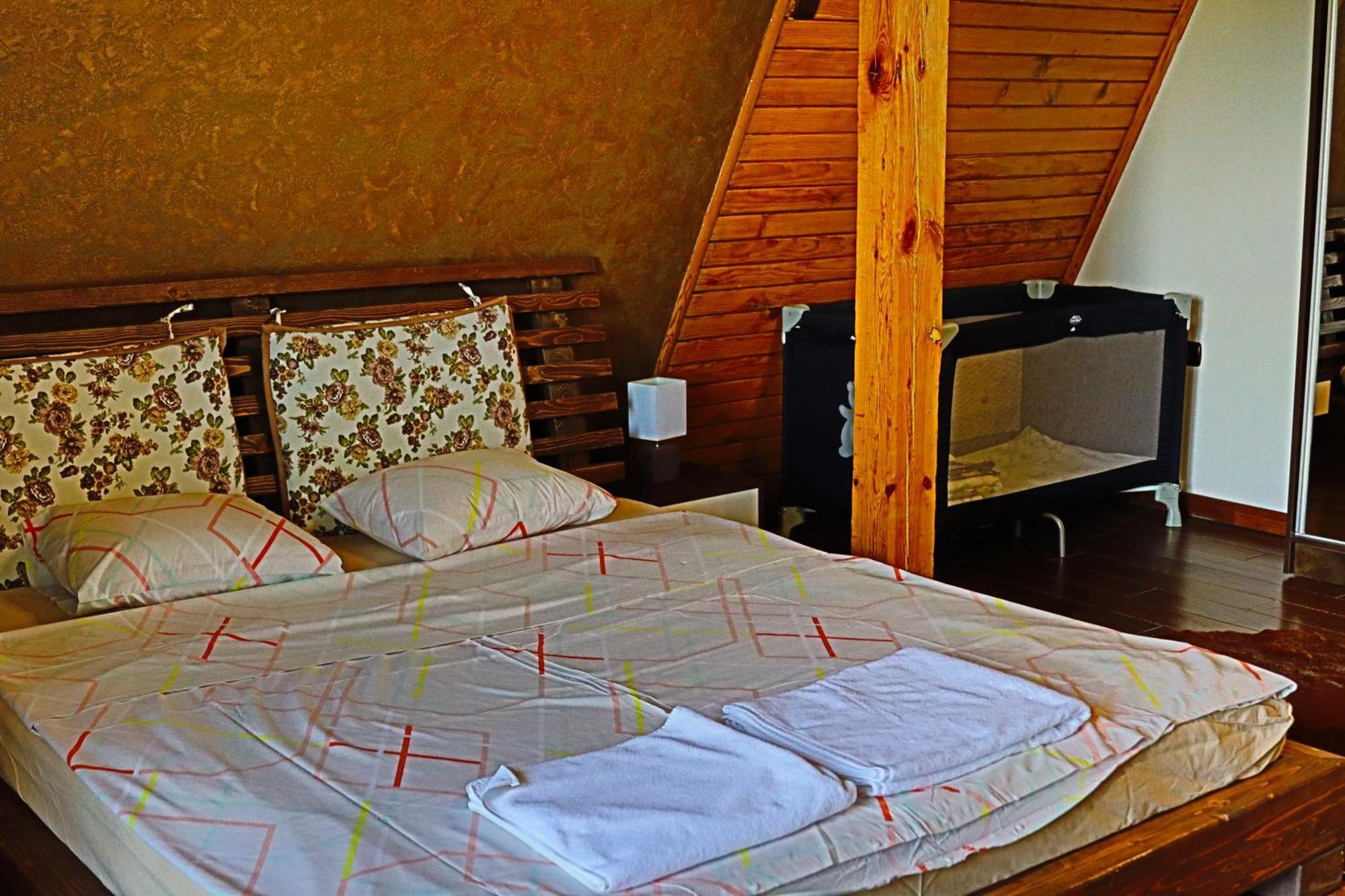 Holiday House Kubrat 萨帕雷瓦巴尼亚 外观 照片