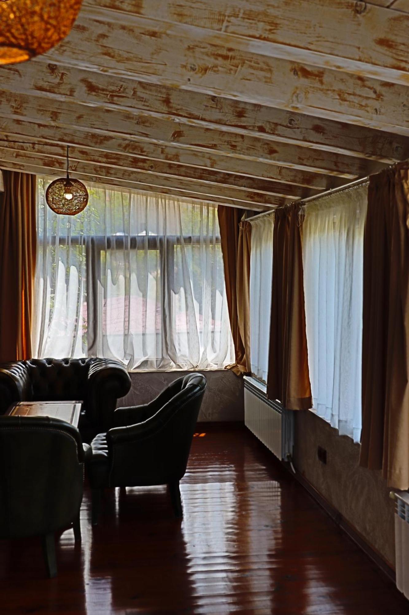 Holiday House Kubrat 萨帕雷瓦巴尼亚 外观 照片