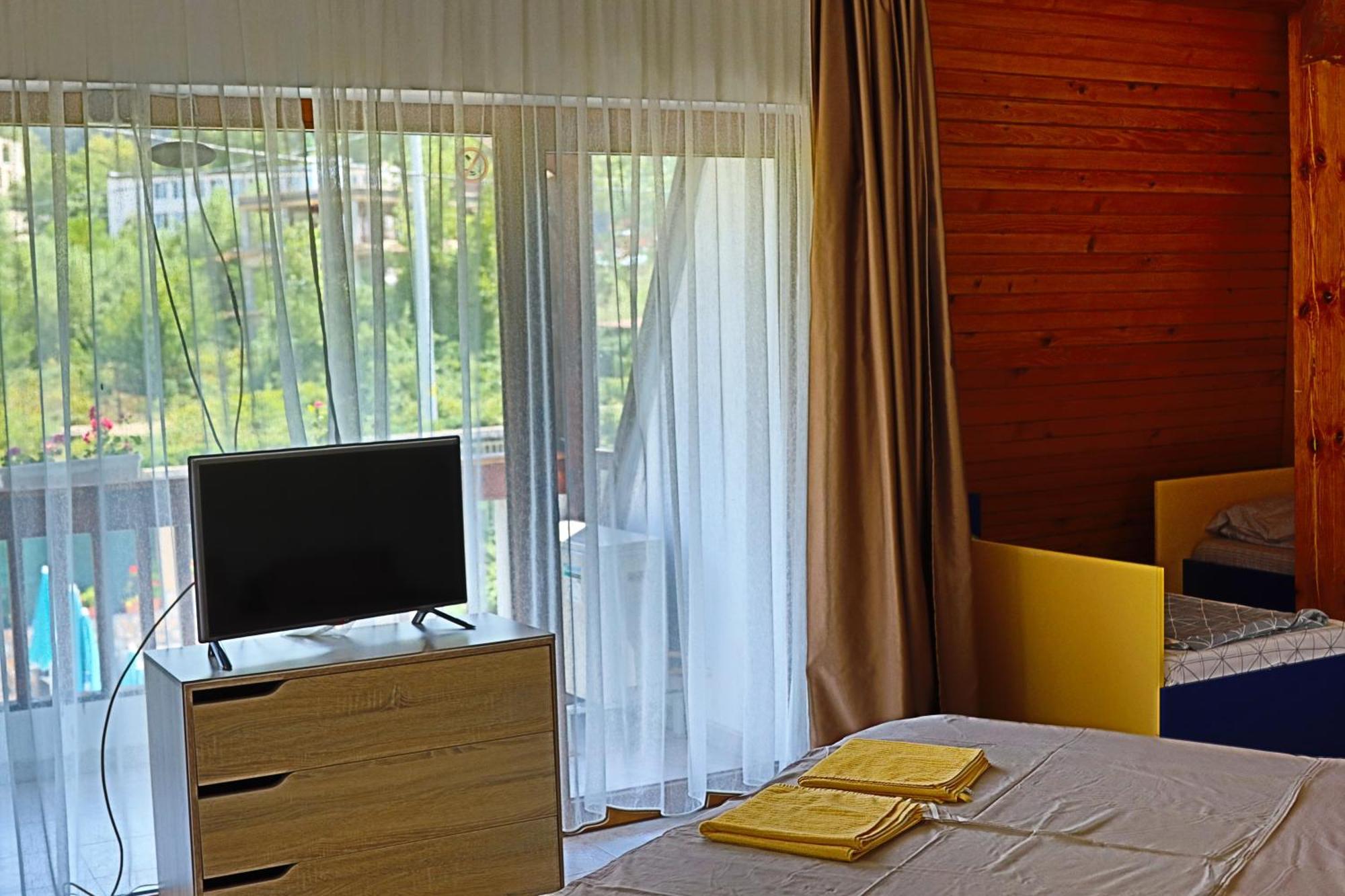Holiday House Kubrat 萨帕雷瓦巴尼亚 外观 照片