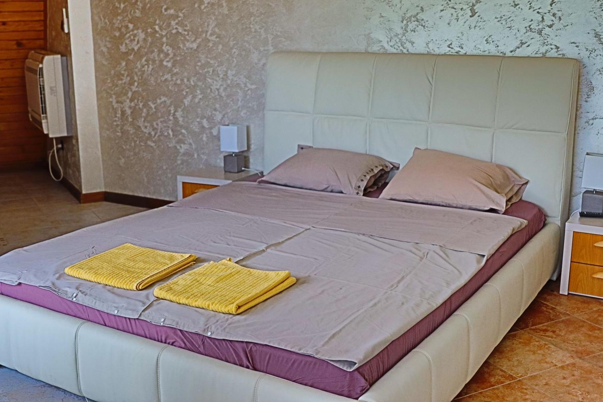 Holiday House Kubrat 萨帕雷瓦巴尼亚 外观 照片